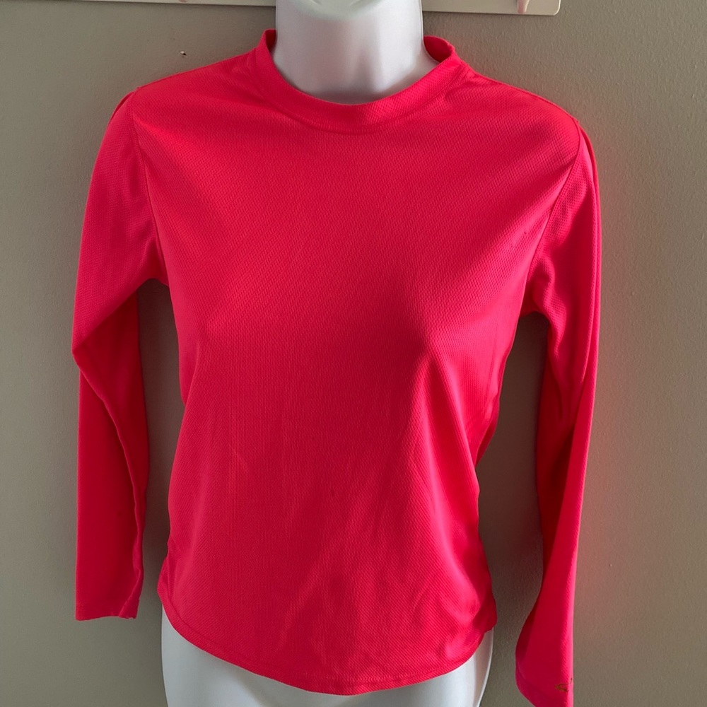 Kids large long sleeve fitness shirt.